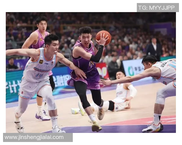 北控与北京的激烈对决CBA赛程精彩回顾与分析