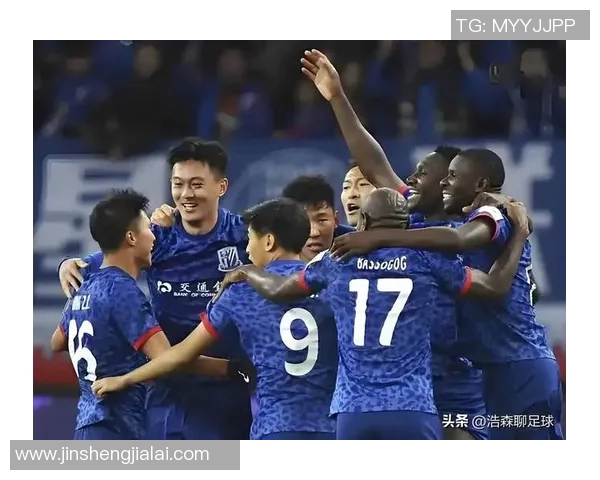 上海绿地迎战蔚山现代全力争胜展现亚洲足球魅力与激情 上海绿地迎战蔚山现代全力争胜展现亚洲足球魅力与激情